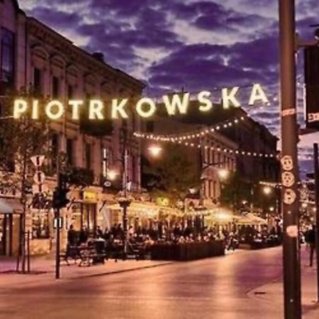 P-122 Piotrkowska Apartment. Łódź Extérieur photo
