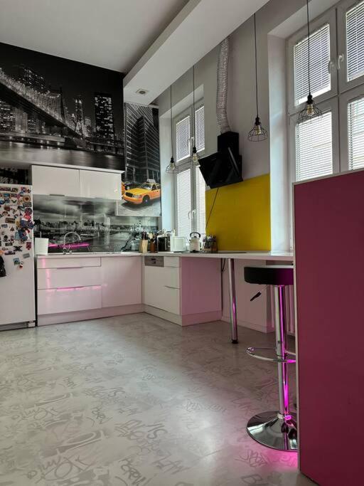 P-122 Piotrkowska Apartment. Łódź Extérieur photo