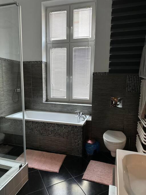 P-122 Piotrkowska Apartment. Łódź Extérieur photo